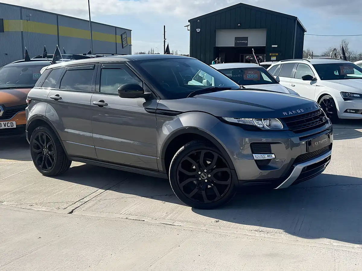 Used 2015 Land Rover Range Rover Evoque Dynamic Grey - Interior and Exterior details 6
