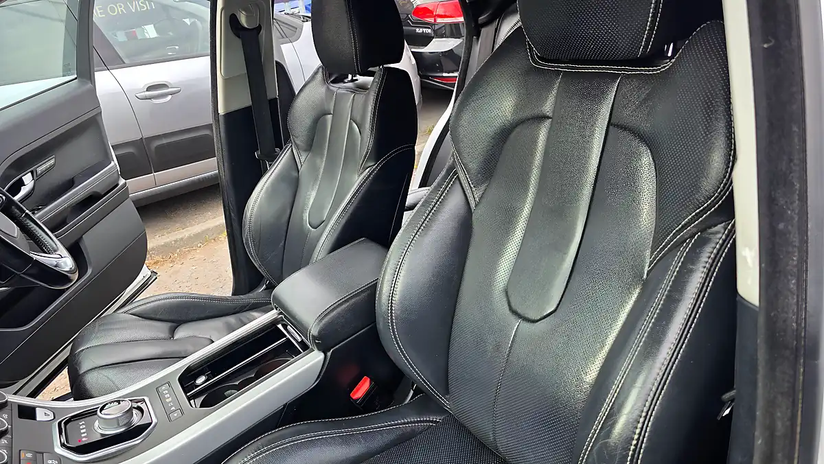 Used 2015 Land Rover Range Rover Evoque Dynamic - Interior and Exterior details 14