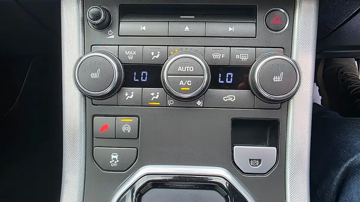 Used 2015 Land Rover Range Rover Evoque Dynamic - Interior and Exterior details 15