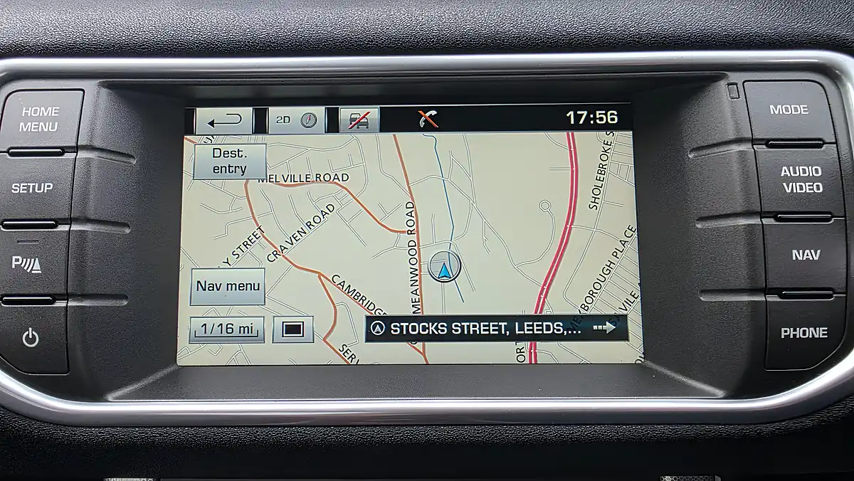 Used 2015 Land Rover Range Rover Evoque Dynamic - Interior and Exterior details 16