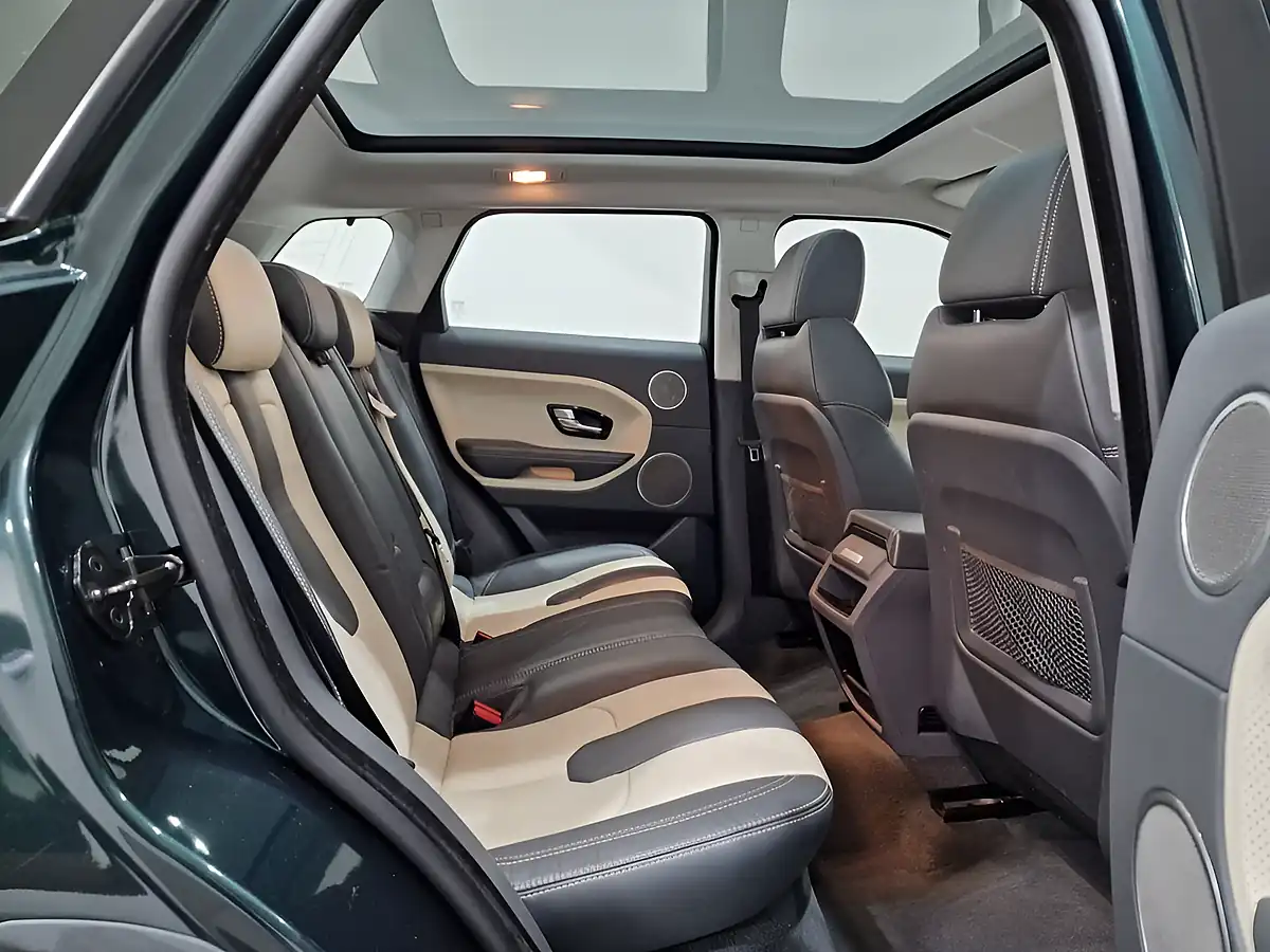Used 2015 Land Rover Range Rover Evoque Dynamic Lux Aintree Green - Interior and Exterior details 13