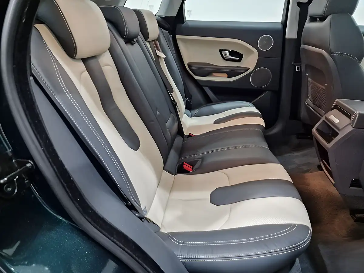 Used 2015 Land Rover Range Rover Evoque Dynamic Lux Aintree Green - Interior and Exterior details 14