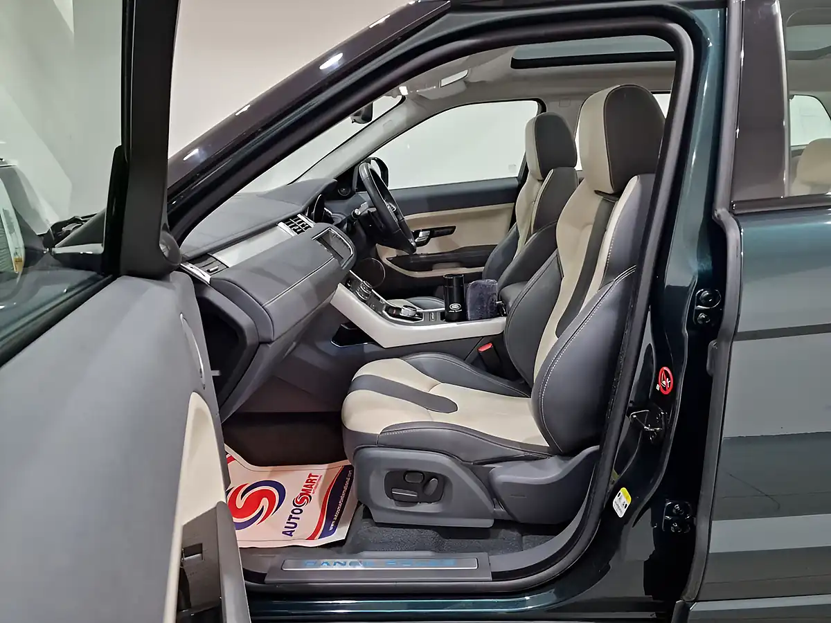 Used 2015 Land Rover Range Rover Evoque Dynamic Lux Aintree Green - Interior and Exterior details 17