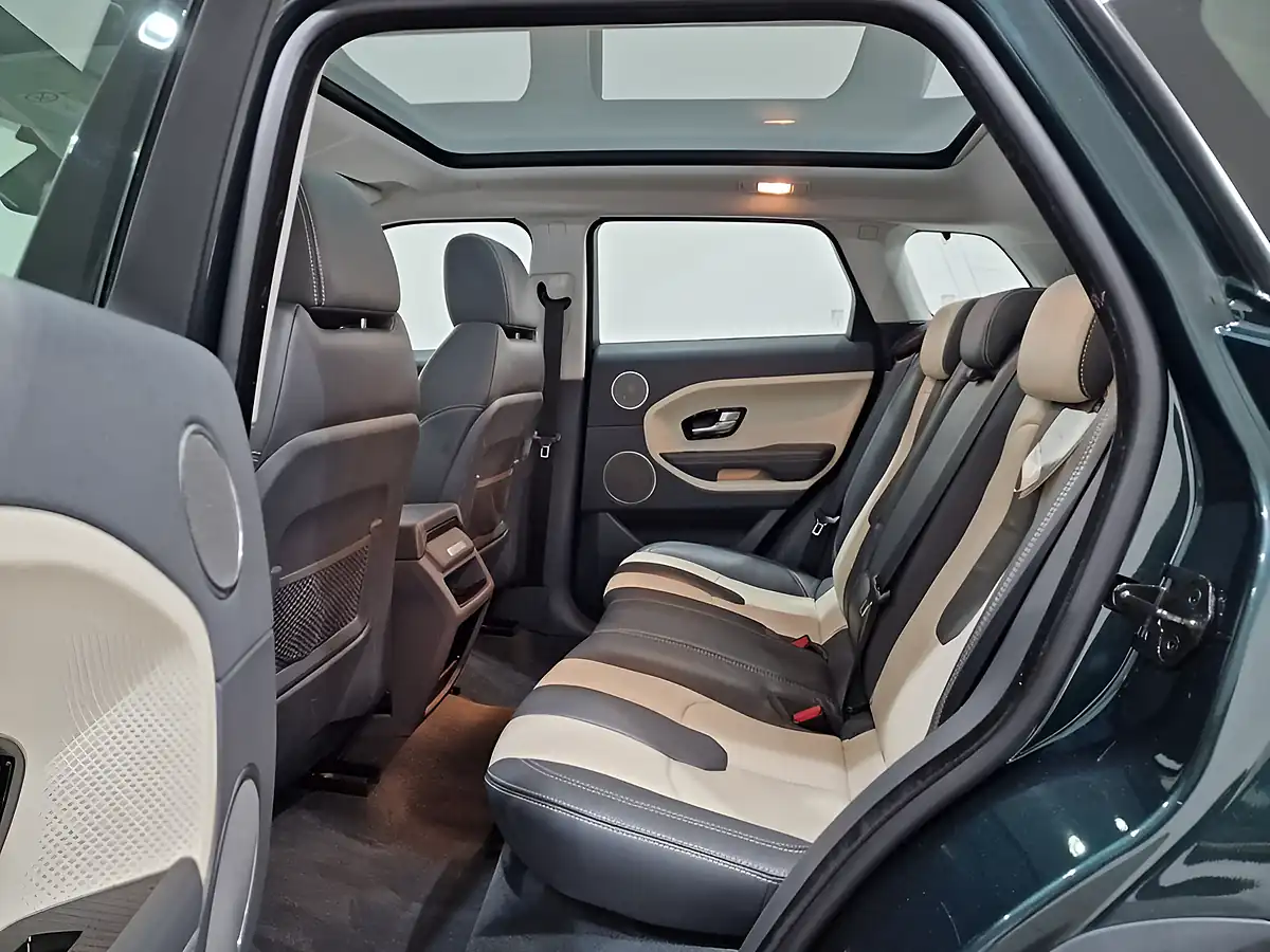 Used 2015 Land Rover Range Rover Evoque Dynamic Lux Aintree Green - Interior and Exterior details 20