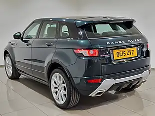 Used 2015 Land Rover Range Rover Evoque Dynamic Lux Aintree Green - Interior and Exterior details 4