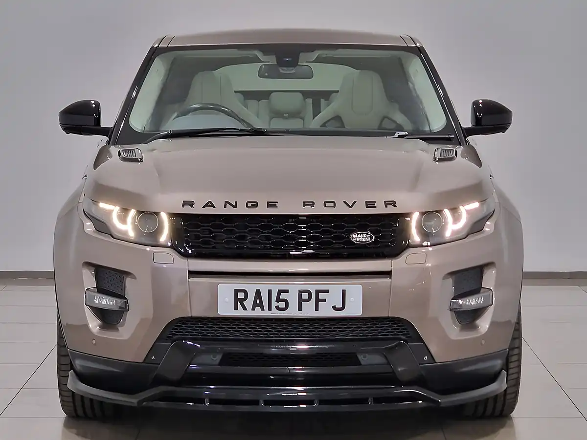 Used 2015 Land Rover Range Rover Evoque Dynamic Lux Brown - Interior and Exterior details 2