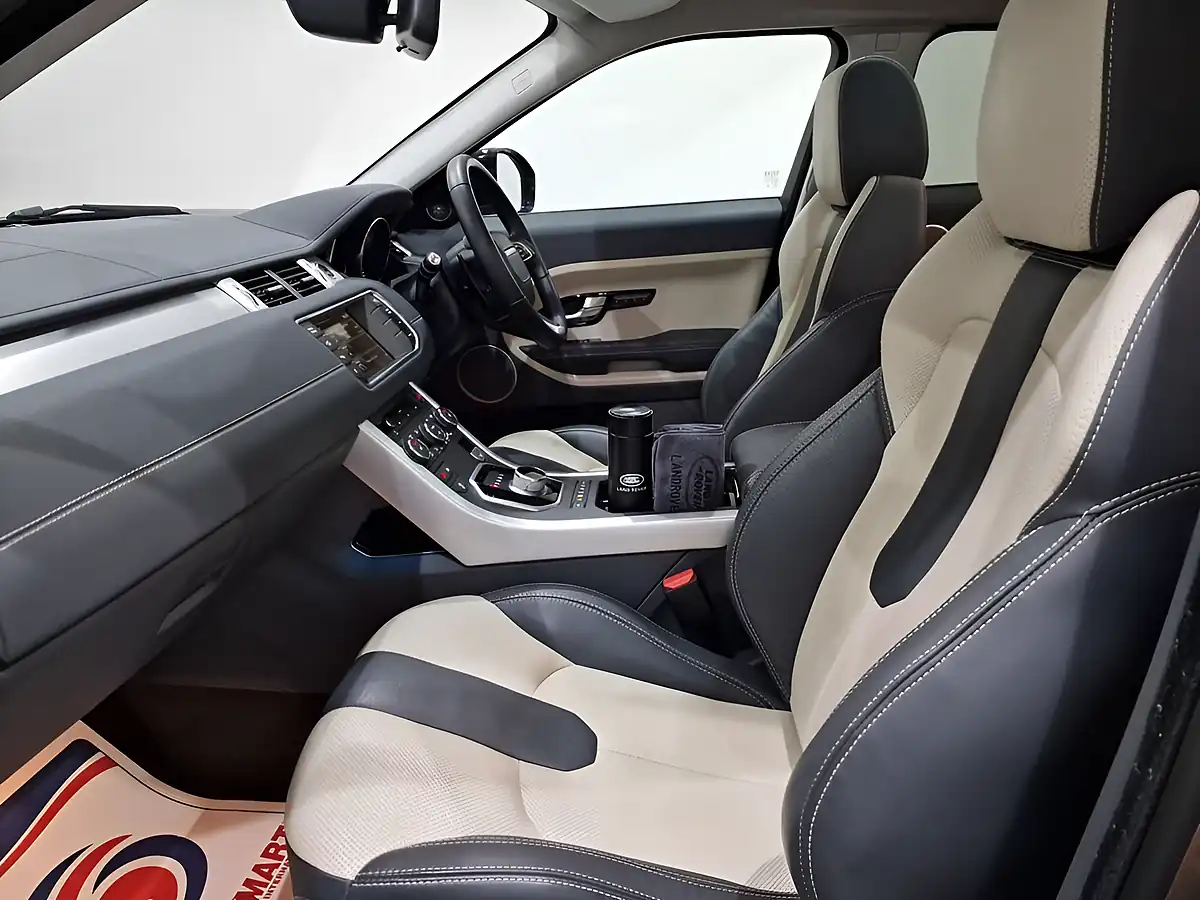 Used 2015 Land Rover Range Rover Evoque Dynamic Lux Brown - Interior and Exterior details 10