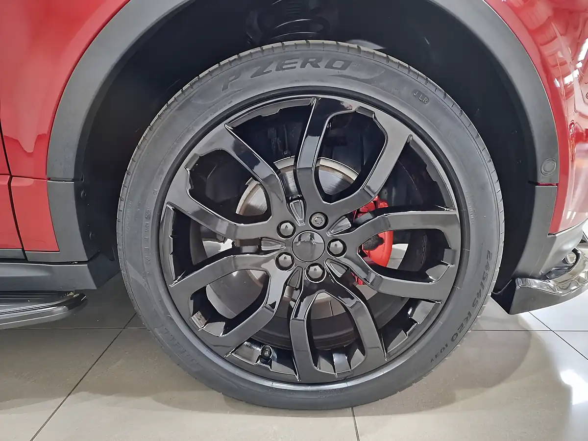 Used 2015 Land Rover Range Rover Evoque Dynamic Lux Firenze Red - Interior and Exterior details 20