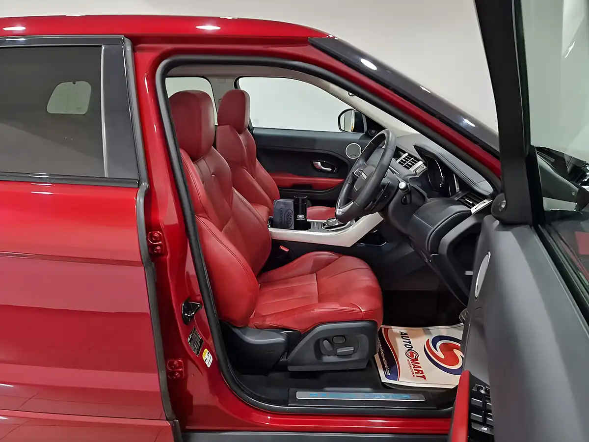 Used 2015 Land Rover Range Rover Evoque Dynamic Lux Firenze Red - Interior and Exterior details 9