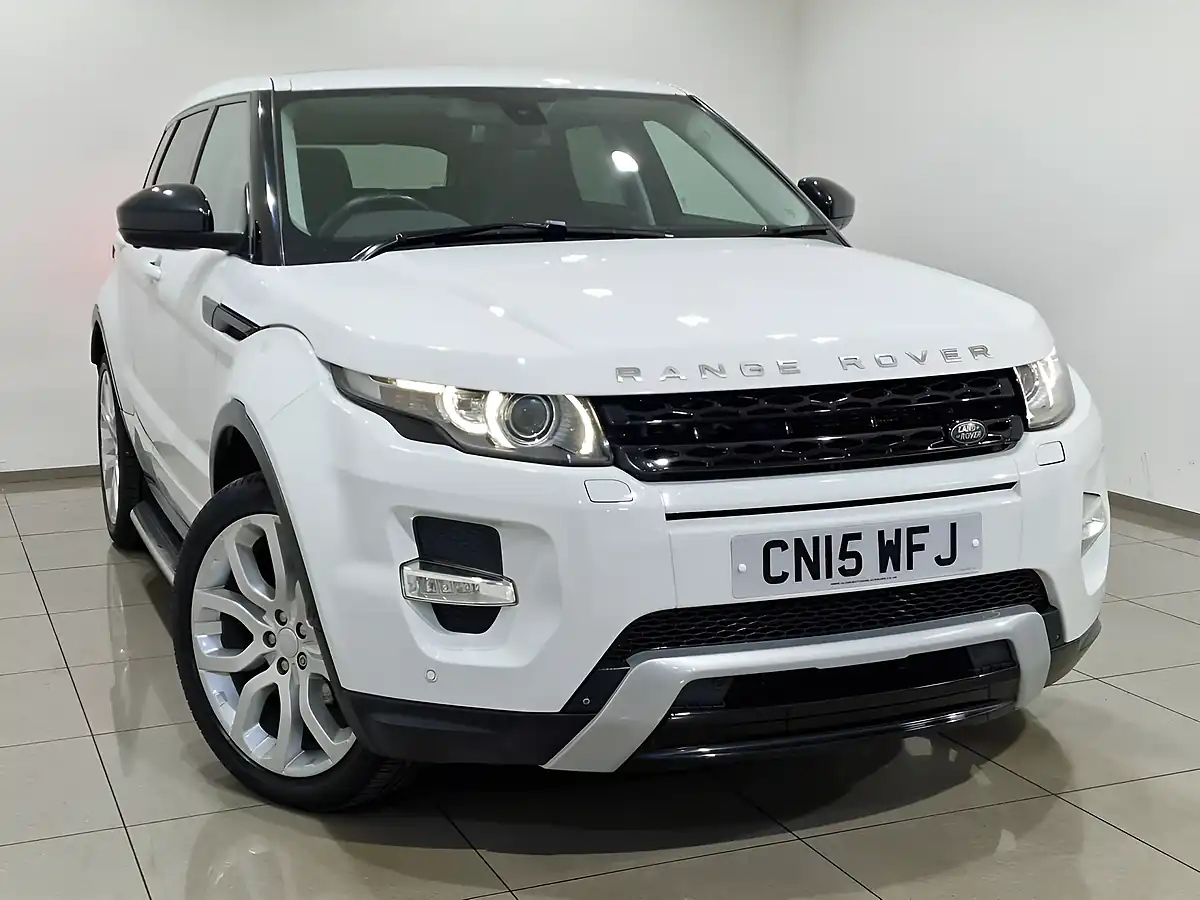 Used 2015 Land Rover Range Rover Evoque Dynamic Lux Fuji White - Interior and Exterior details 8