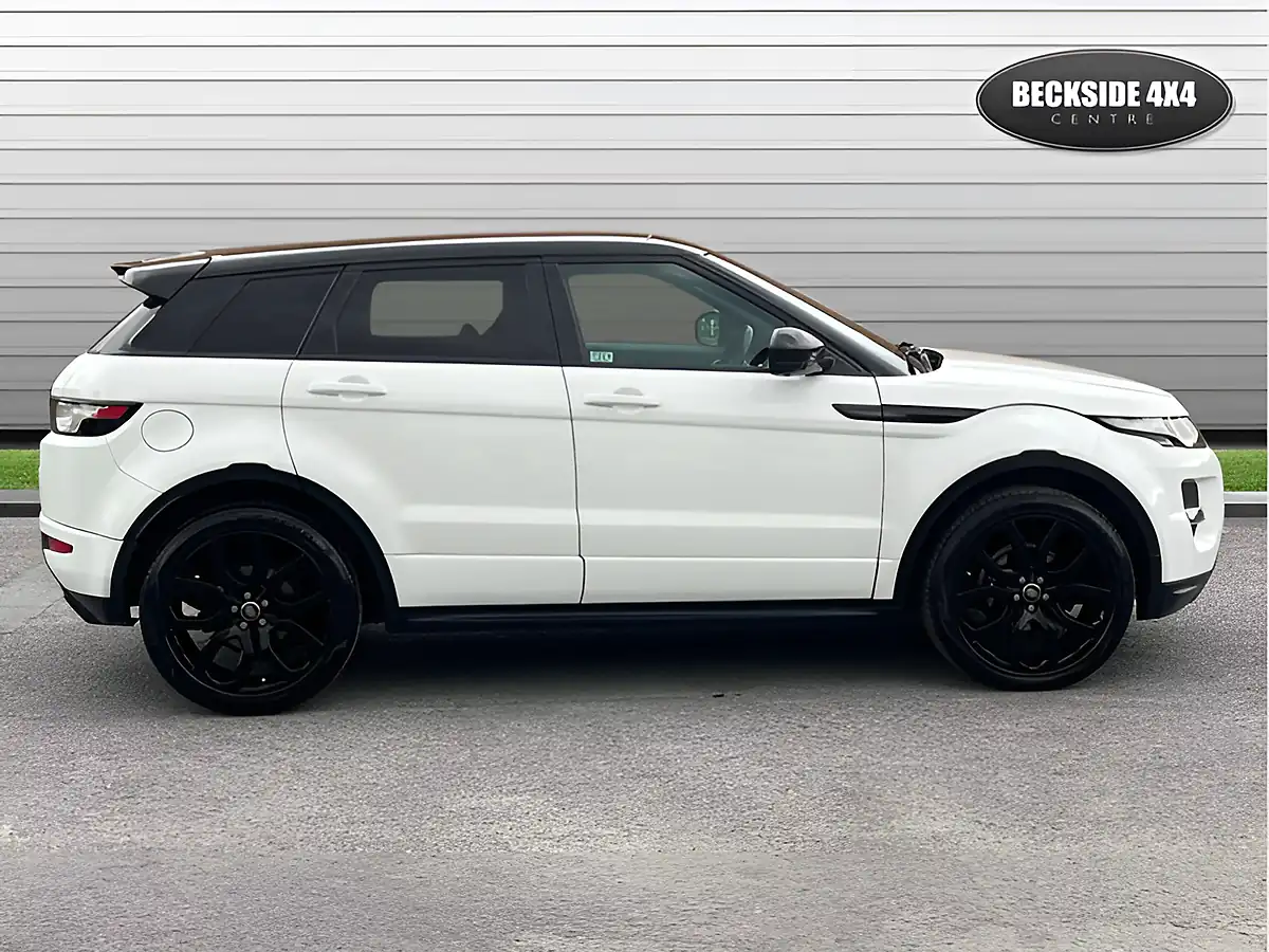 Used 2015 Land Rover Range Rover Evoque Dynamic Luxury Fuji White - Interior and Exterior details 2