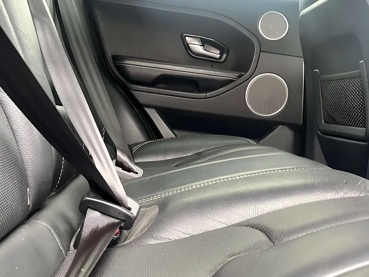 Used 2015 Land Rover Range Rover Evoque Dynamic Luxury Santorini Black - Interior and Exterior details 15