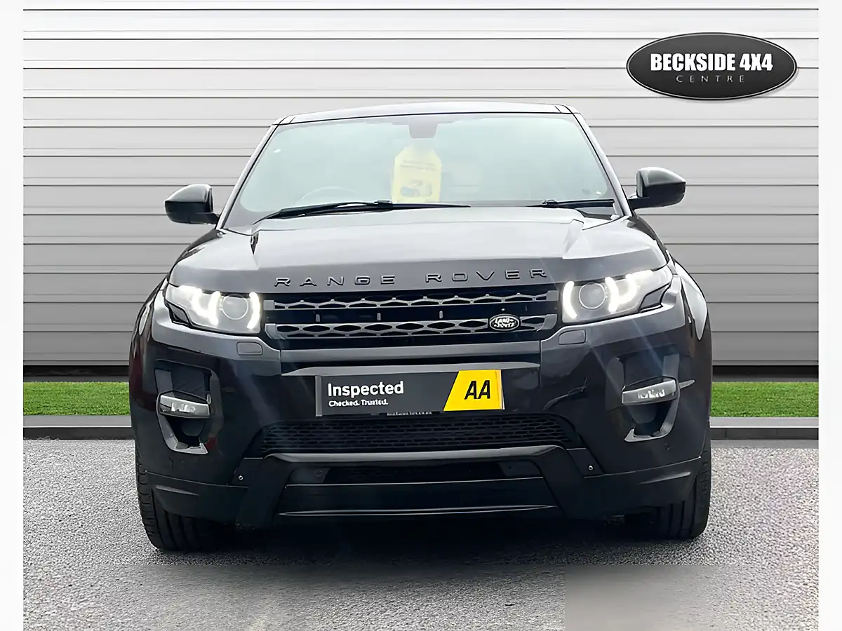 Used 2015 Land Rover Range Rover Evoque Dynamic Luxury Santorini Black - Interior and Exterior details 8