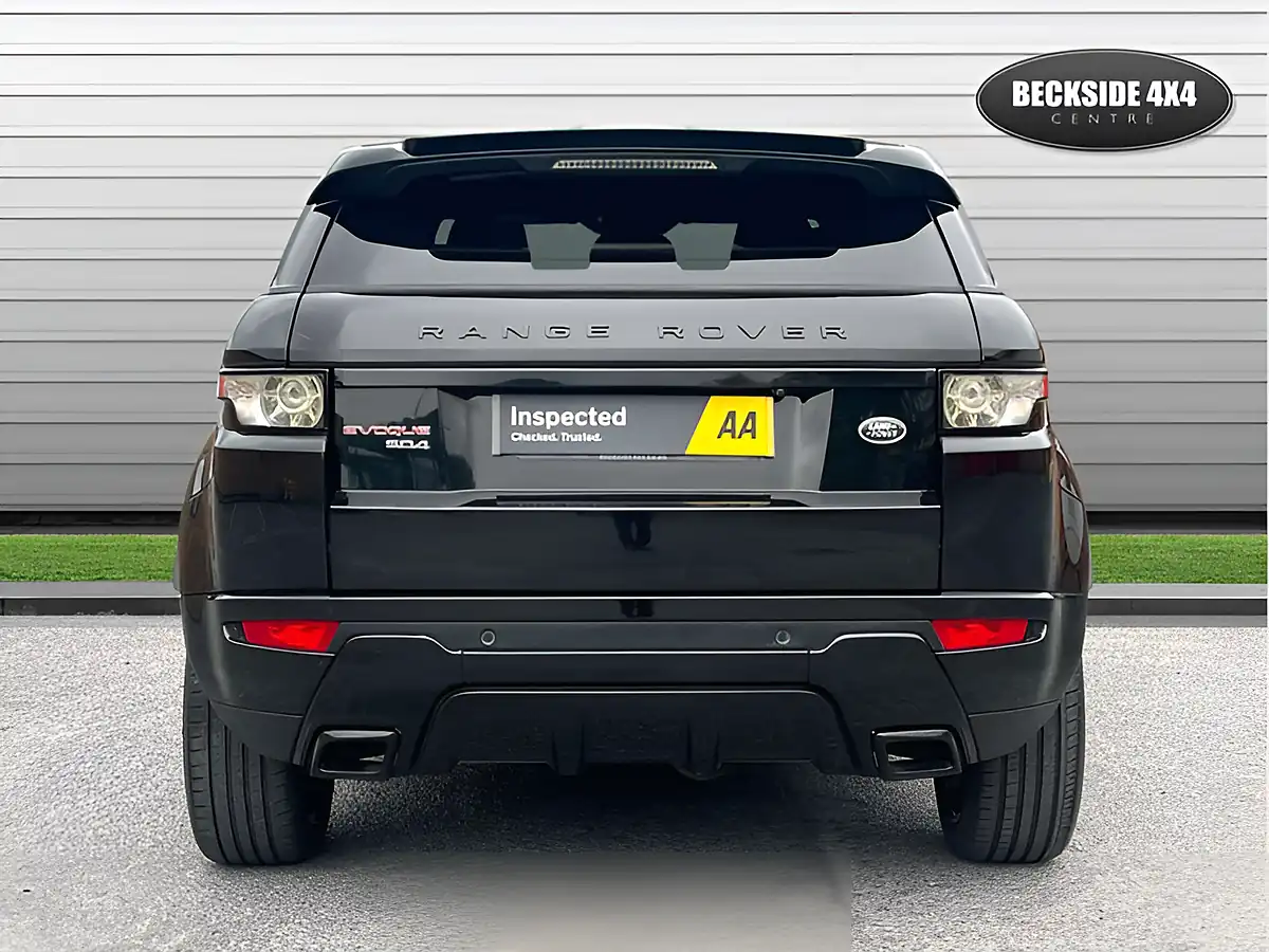 Used 2015 Land Rover Range Rover Evoque Dynamic Luxury Santorini Black - Interior and Exterior details 9