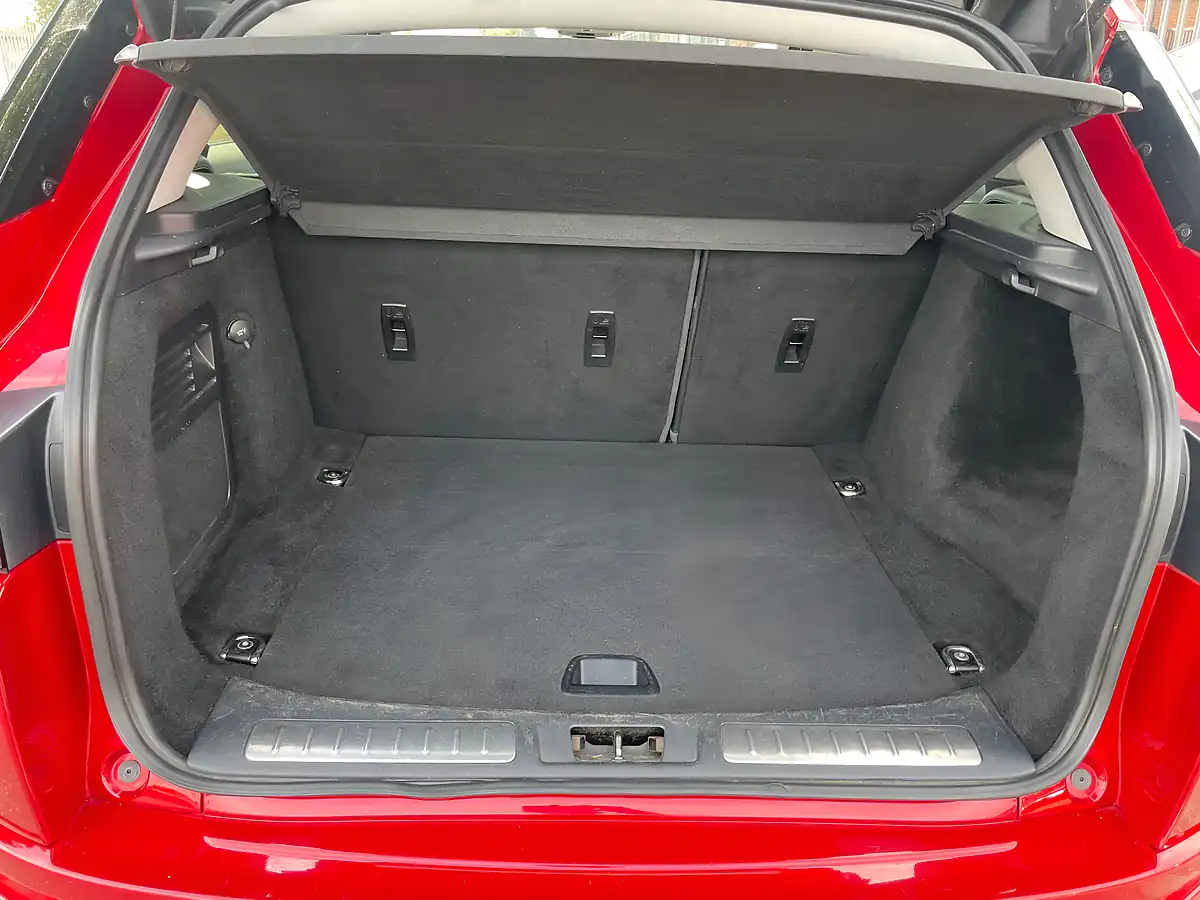 Used 2015 Land Rover Range Rover Evoque Dynamic Red - Interior and Exterior details 14