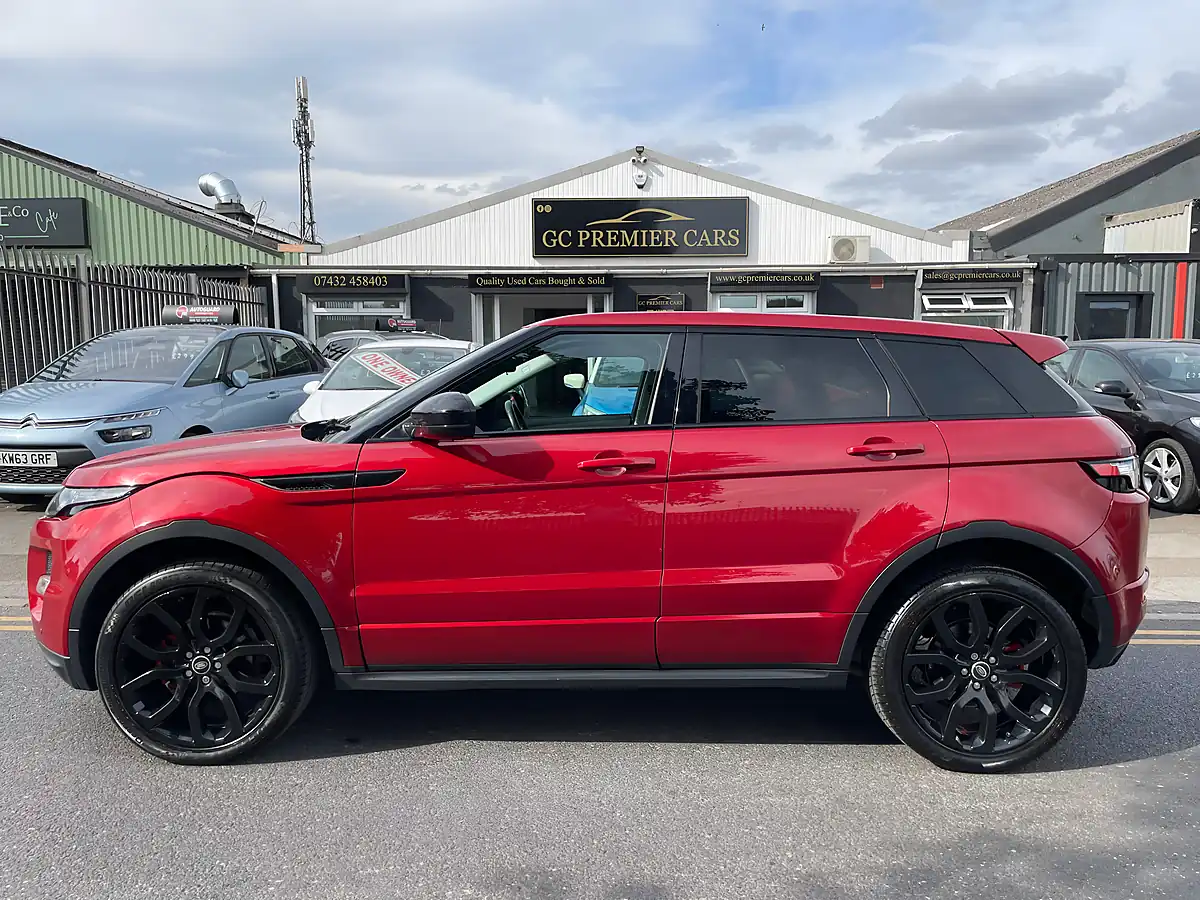 Used 2015 Land Rover Range Rover Evoque Dynamic Red - Interior and Exterior details 6