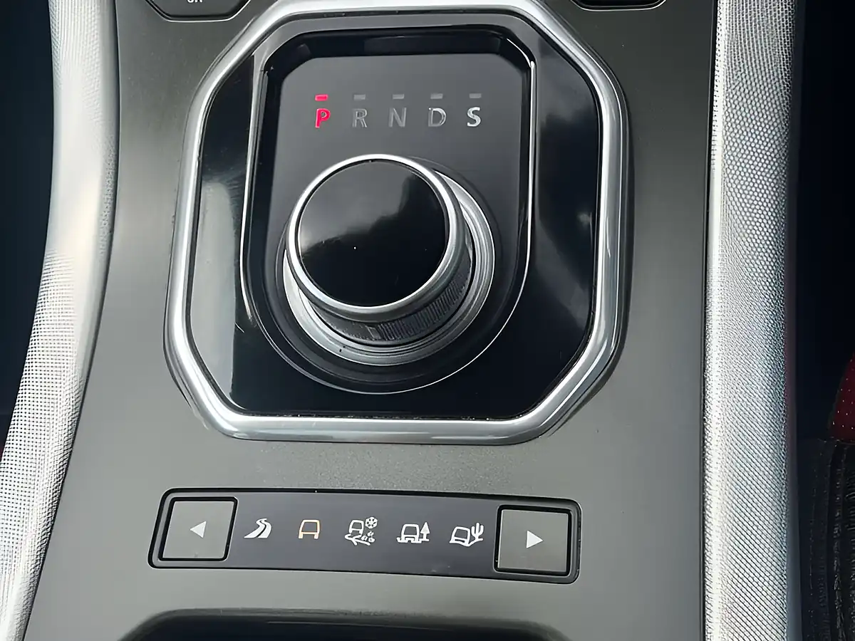 Used 2015 Land Rover Range Rover Evoque Dynamic Santorini Black - Interior and Exterior details 11