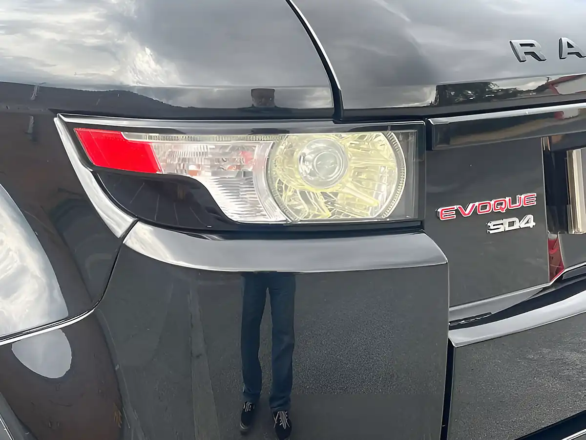 Used 2015 Land Rover Range Rover Evoque Dynamic Santorini Black - Interior and Exterior details 13