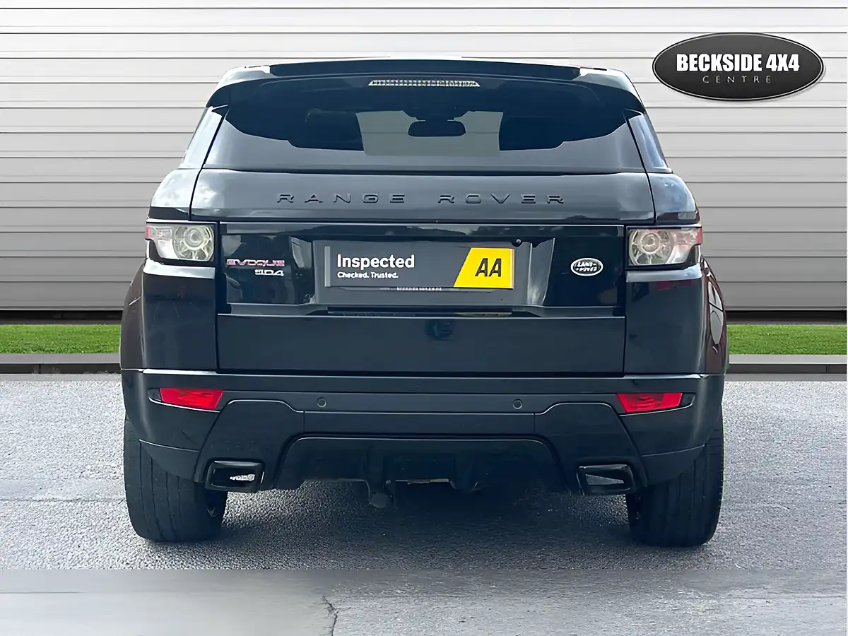 Used 2015 Land Rover Range Rover Evoque Dynamic Santorini Black - Interior and Exterior details 9