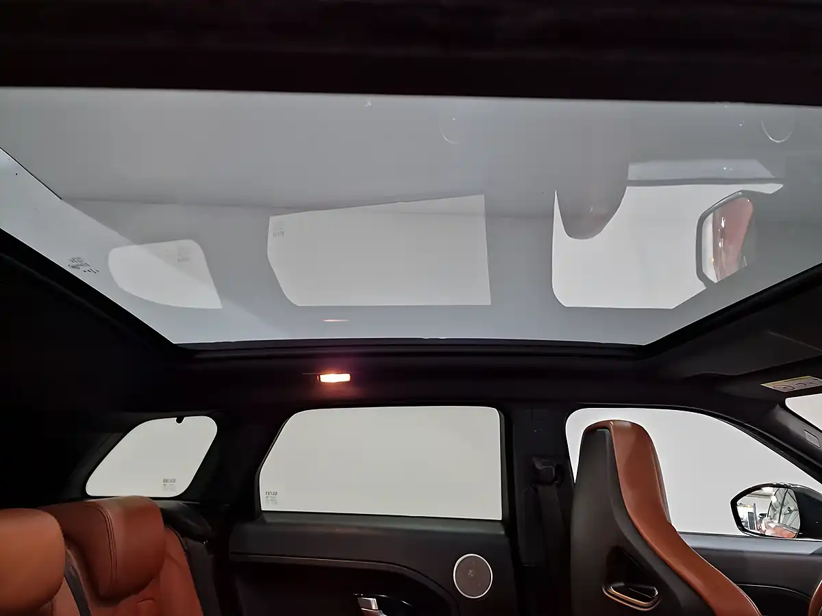 Used 2015 Land Rover Range Rover Evoque Dynamic Special Edition Orange - Interior and Exterior details 18