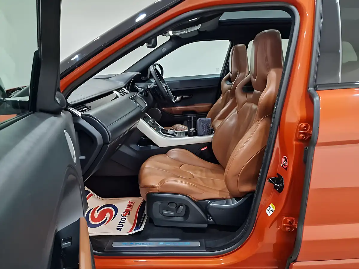 Used 2015 Land Rover Range Rover Evoque Dynamic Special Edition Orange - Interior and Exterior details 19