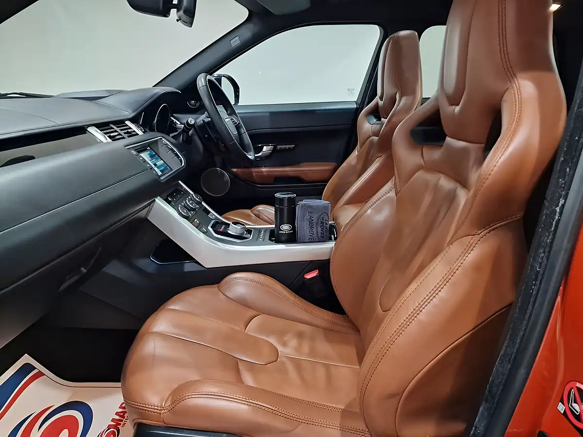 Used 2015 Land Rover Range Rover Evoque Dynamic Special Edition Orange - Interior and Exterior details 20