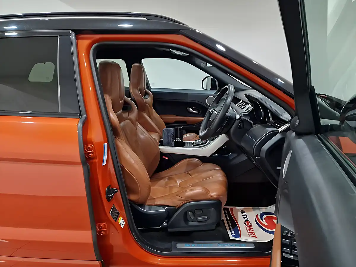 Used 2015 Land Rover Range Rover Evoque Dynamic Special Edition Orange - Interior and Exterior details 9