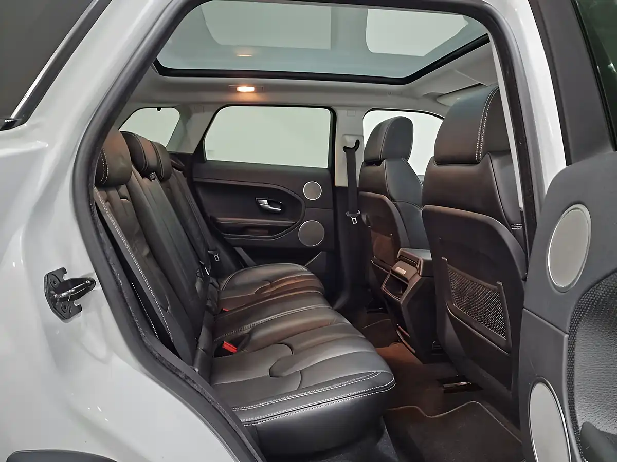 Used 2015 Land Rover Range Rover Evoque Dynamic White - Interior and Exterior details 12
