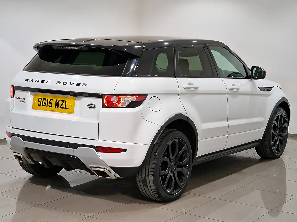 Used 2015 Land Rover Range Rover Evoque Dynamic White - Interior and Exterior details 6