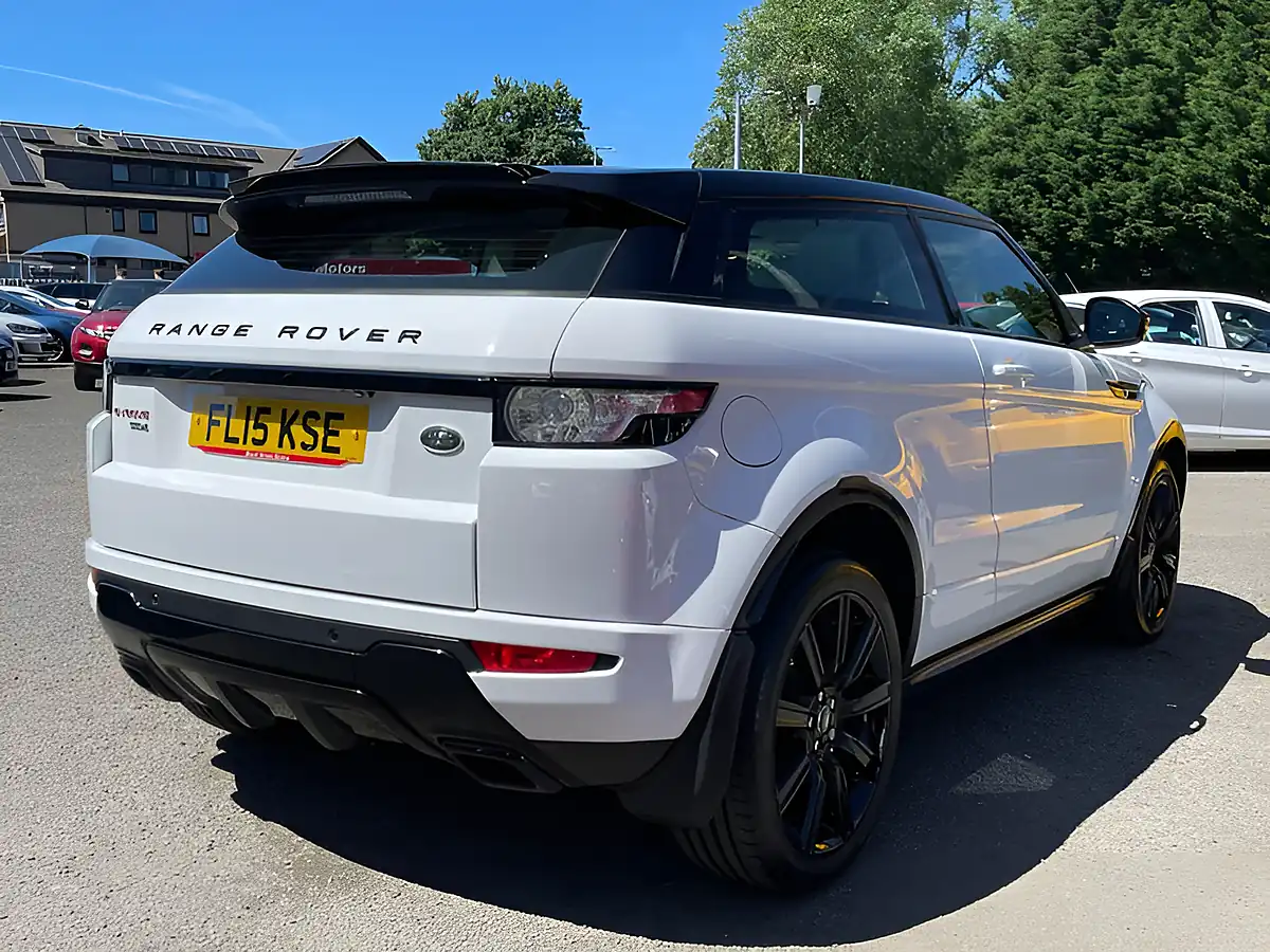 Used 2015 Land Rover Range Rover Evoque Dynamic White - Interior and Exterior details 10