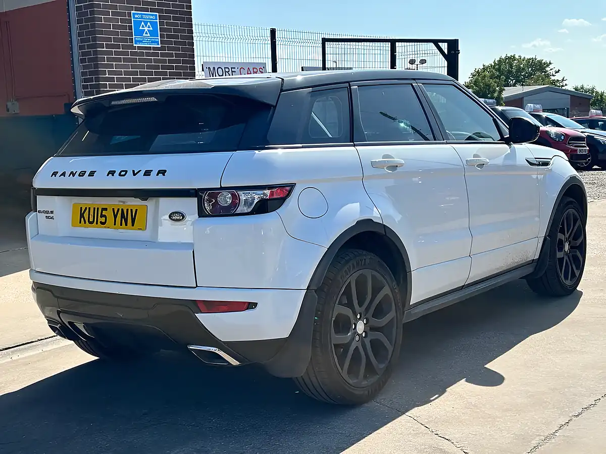 Used 2015 Land Rover Range Rover Evoque Dynamic White - Interior and Exterior details 7