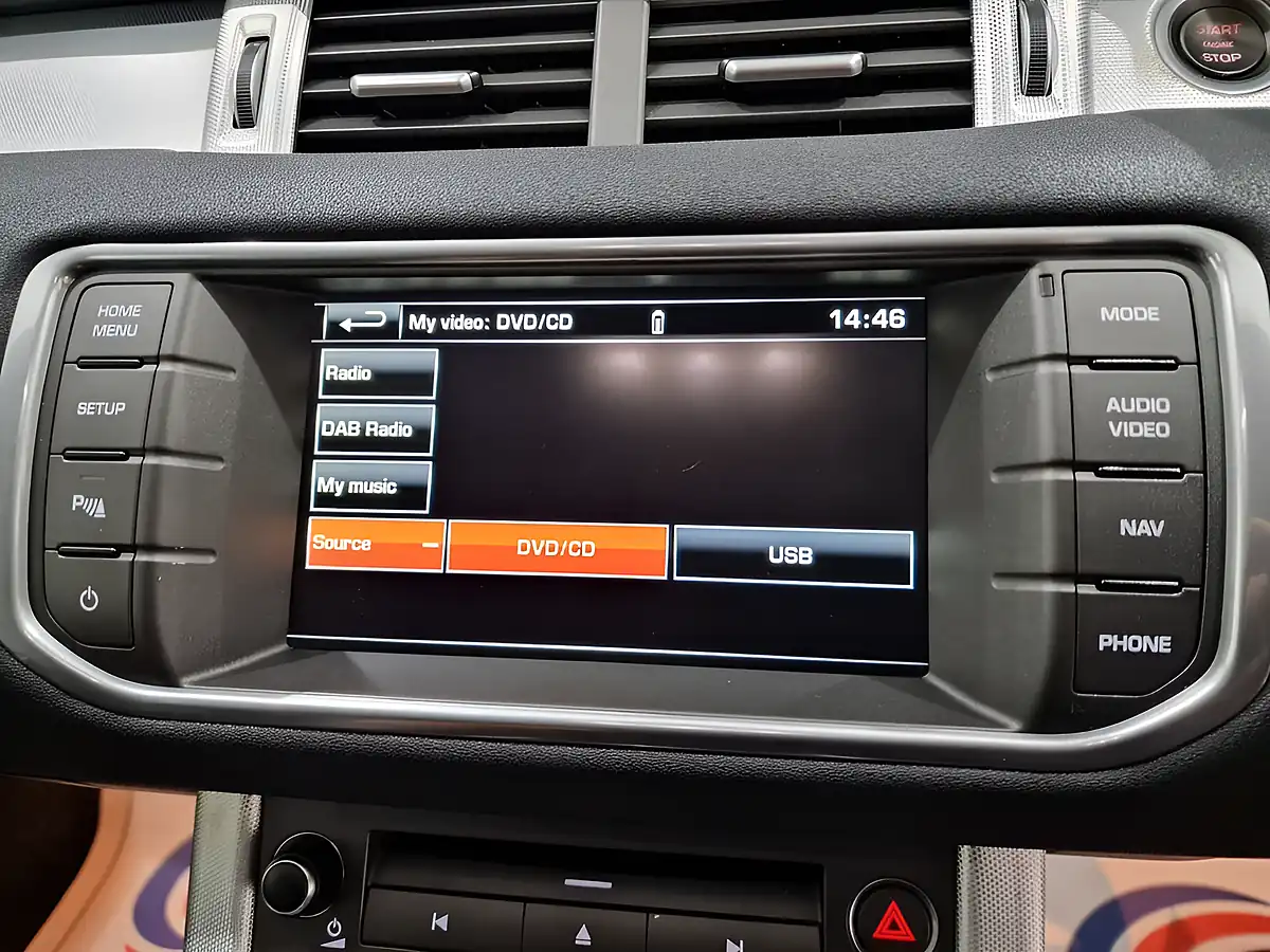 Used 2015 Land Rover Range Rover Evoque Dynamic White - Interior and Exterior details 12