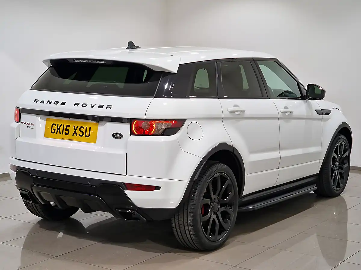 Used 2015 Land Rover Range Rover Evoque Dynamic White - Interior and Exterior details 6