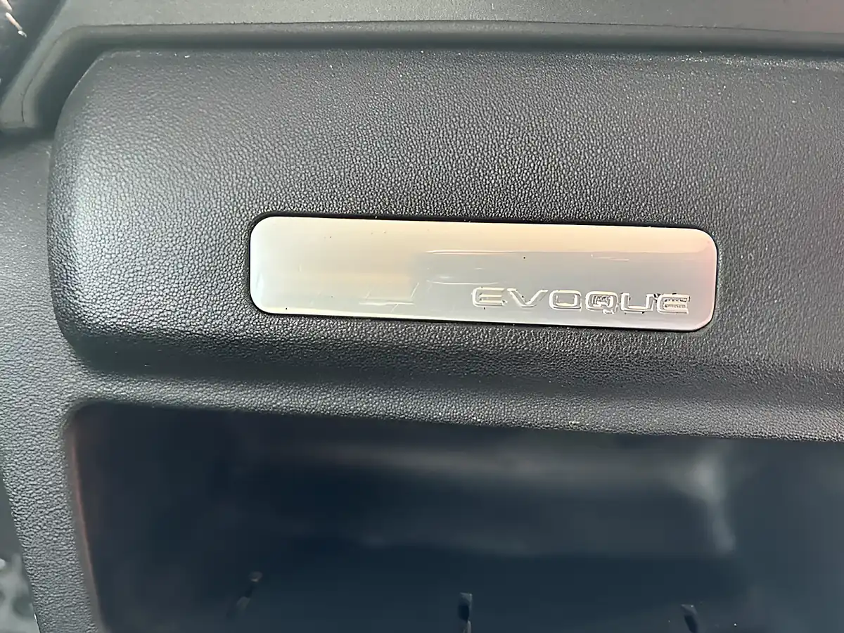 Used 2015 Land Rover Range Rover Evoque Dynamic White - Interior and Exterior details 18