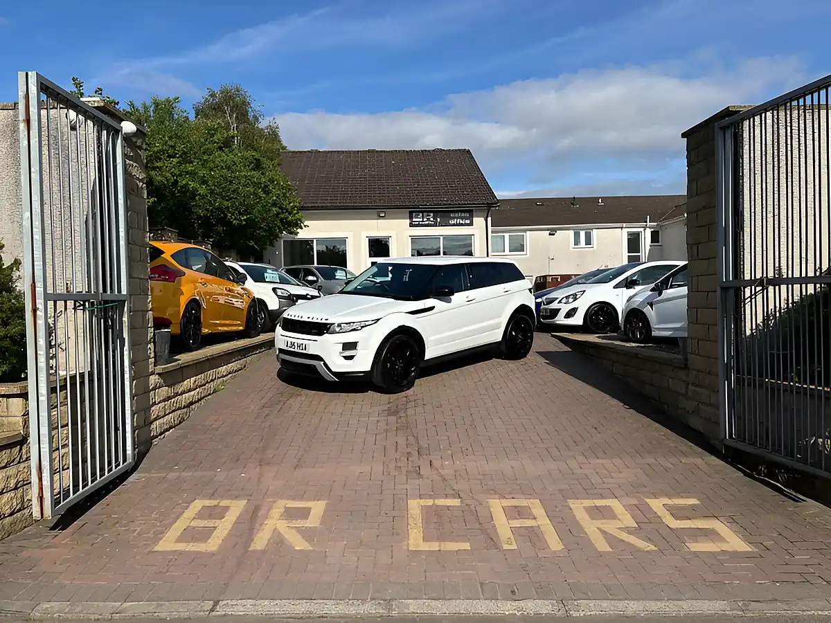 Used 2015 Land Rover Range Rover Evoque Dynamic White - Interior and Exterior details 3