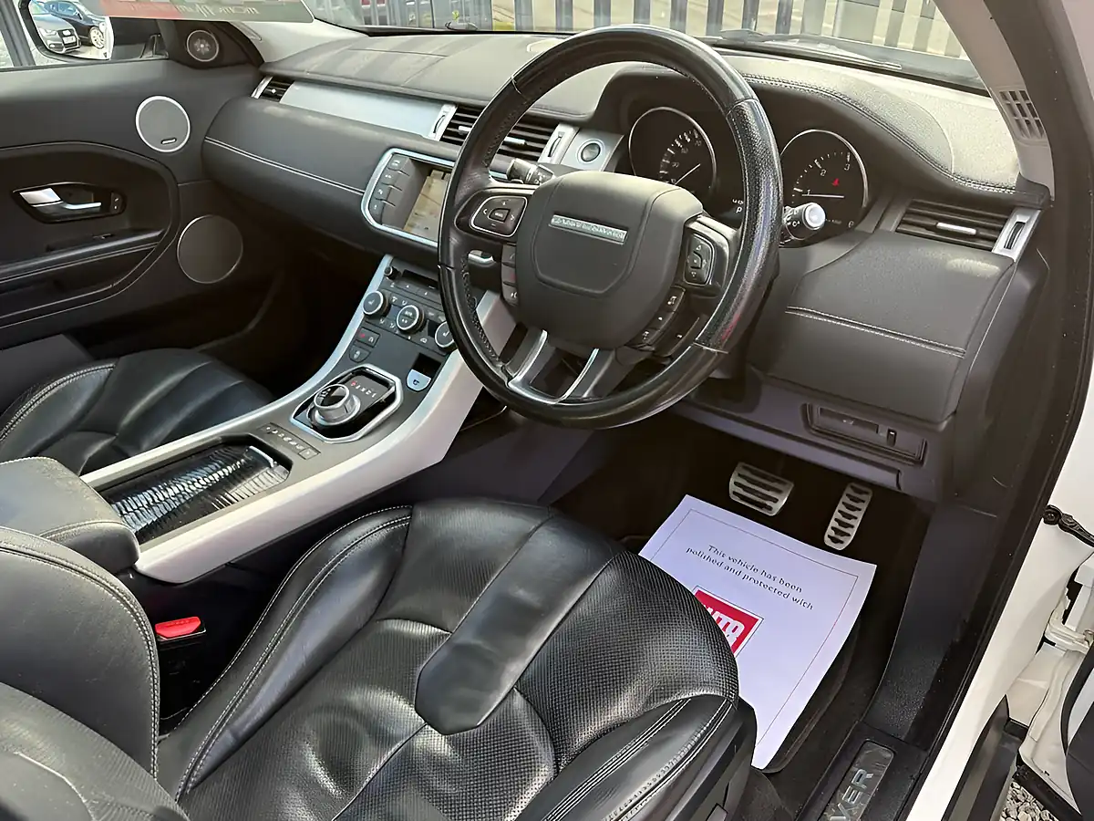 Used 2015 Land Rover Range Rover Evoque Dynamic White - Interior and Exterior details 7