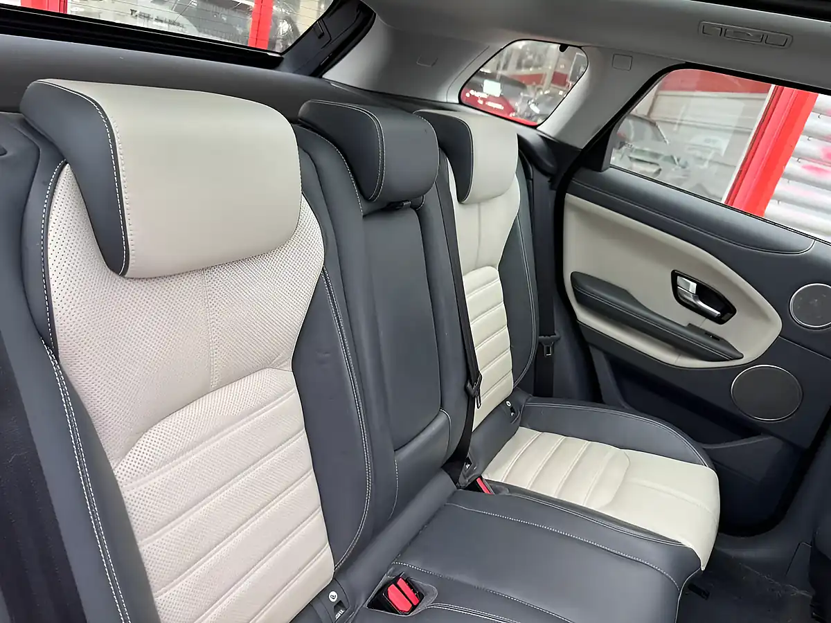 Used 2015 Land Rover Range Rover Evoque Hse Dynamic Blue - Interior and Exterior details 15