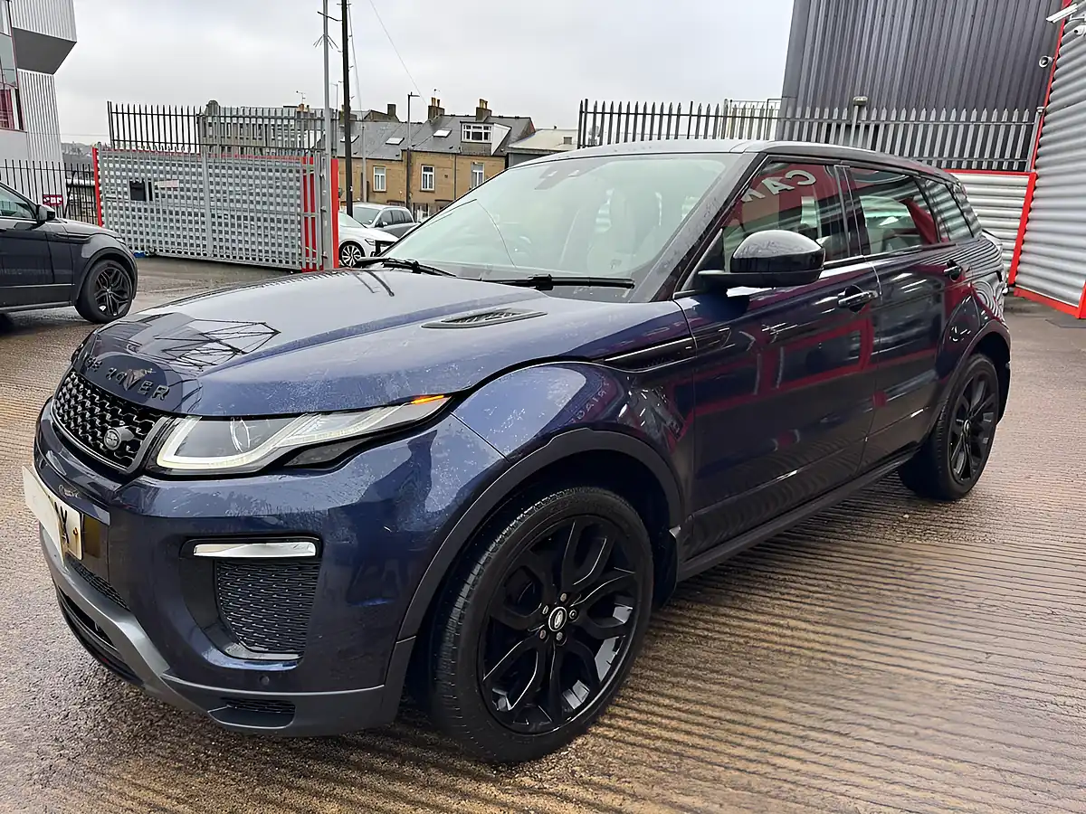 Used 2015 Land Rover Range Rover Evoque Hse Dynamic Blue - Interior and Exterior details 6
