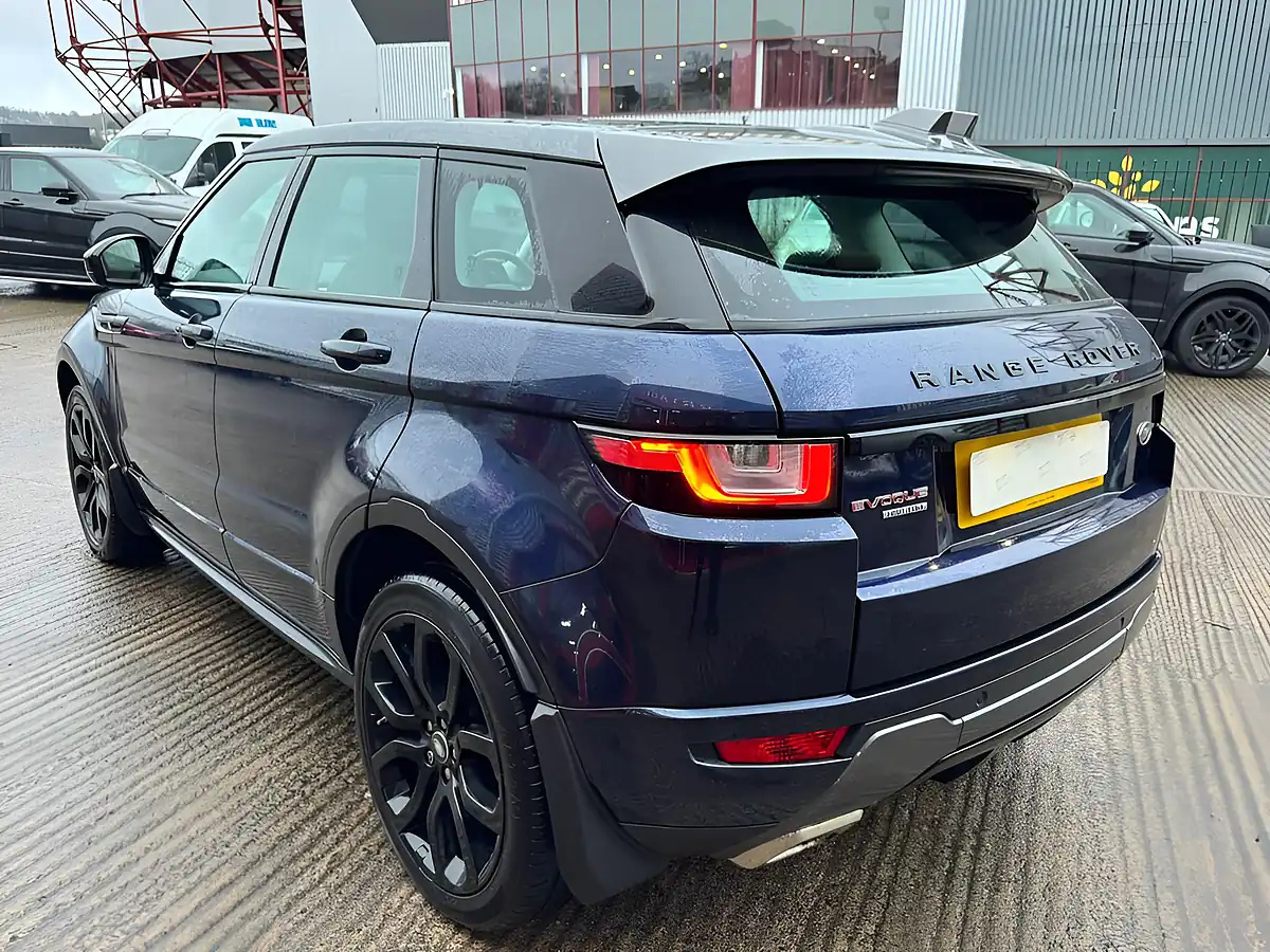 Used 2015 Land Rover Range Rover Evoque Hse Dynamic Blue - Interior and Exterior details 8