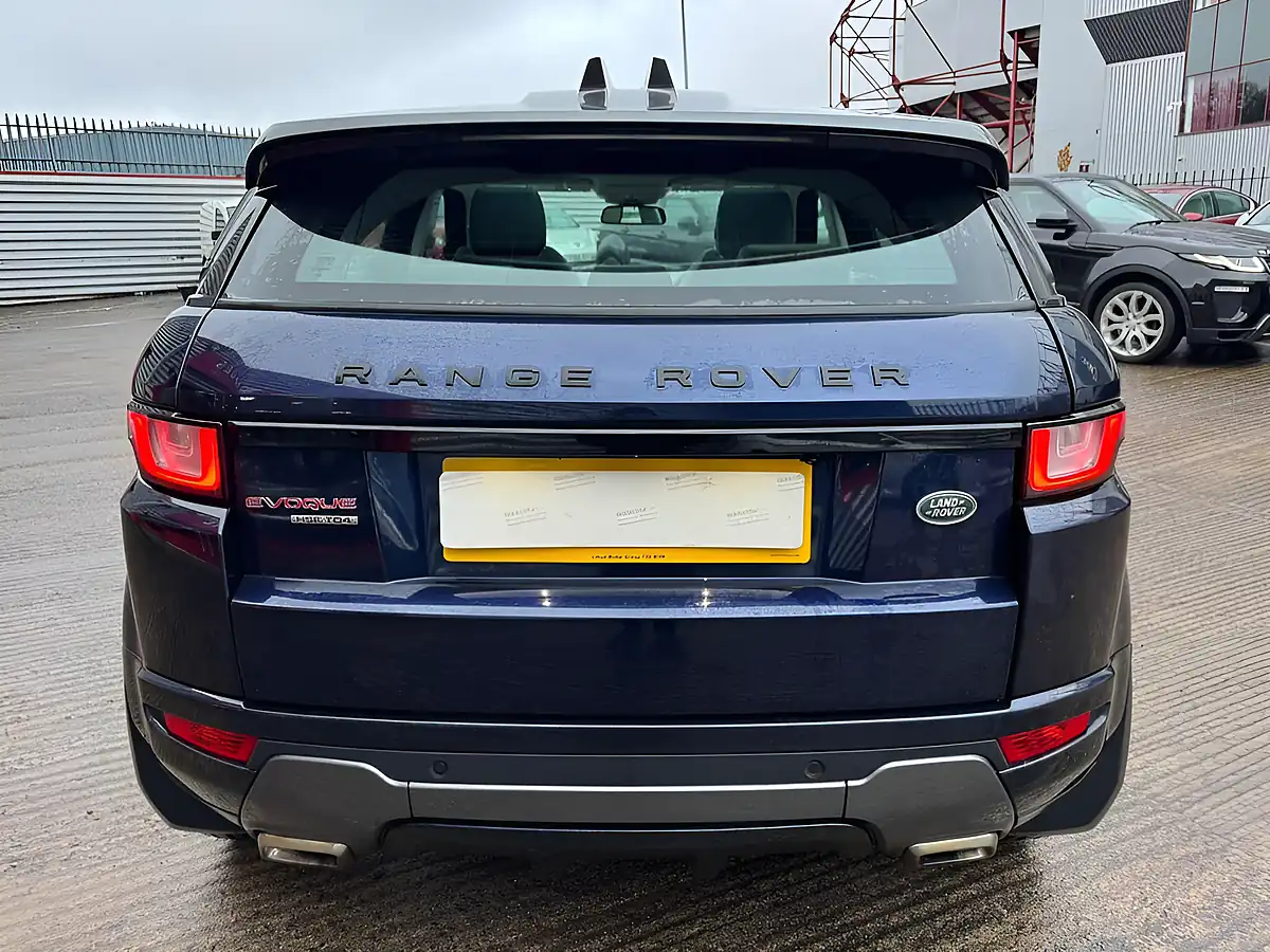 Used 2015 Land Rover Range Rover Evoque Hse Dynamic Blue - Interior and Exterior details 9