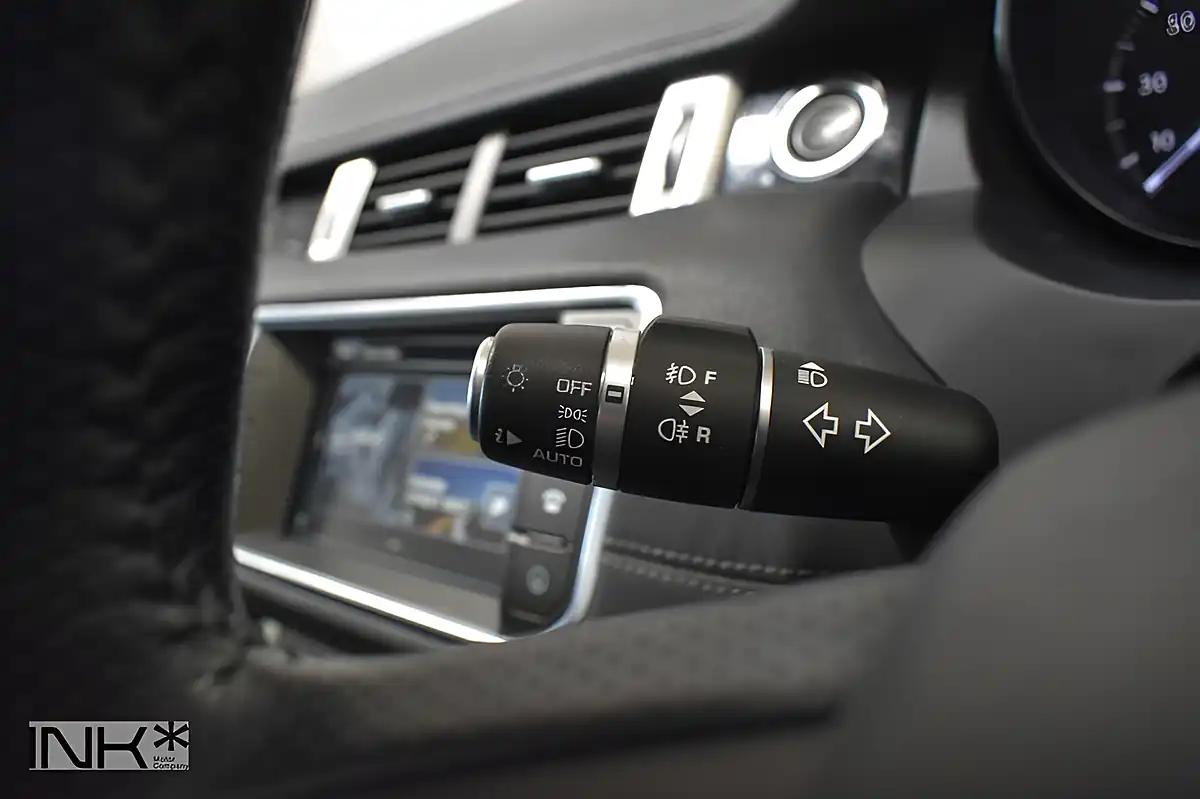 Used 2015 Land Rover Range Rover Evoque Hse Dynamic Grey - Interior and Exterior details 19