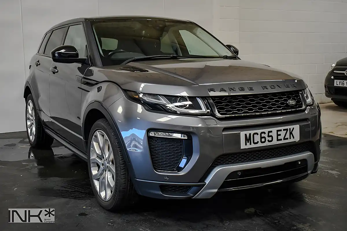 Used 2015 Land Rover Range Rover Evoque Hse Dynamic Grey - Interior and Exterior details 9