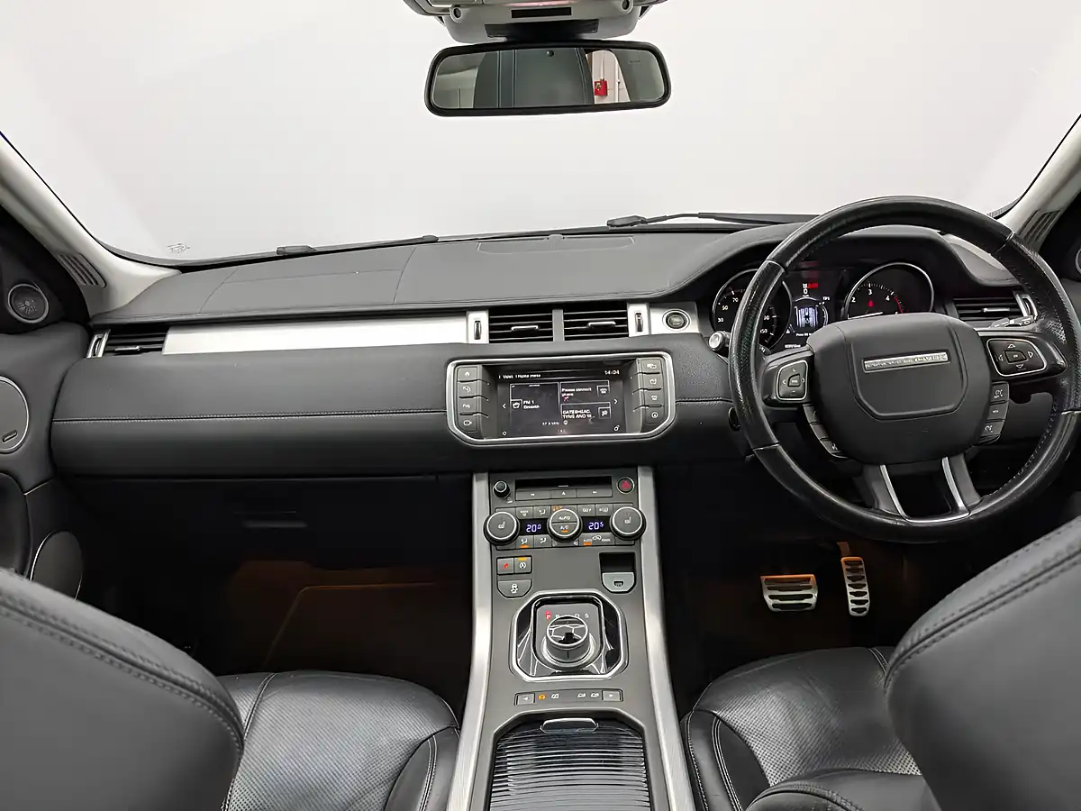 Used 2015 Land Rover Range Rover Evoque Hse Dynamic Lux Fuji White - Interior and Exterior details 17