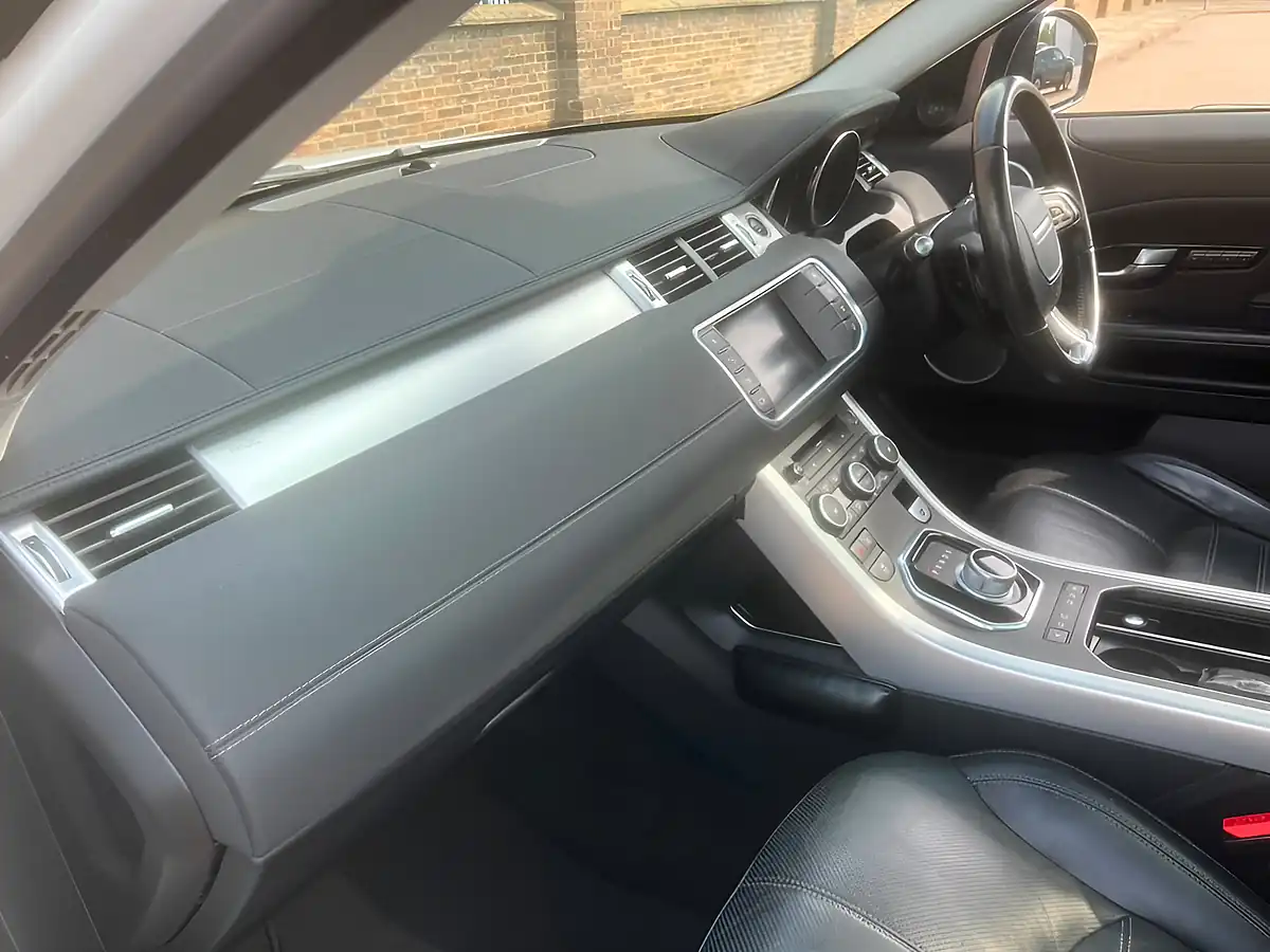 Used 2015 Land Rover Range Rover Evoque Hse Dynamic Lux White - Interior and Exterior details 15