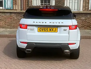 Used 2015 Land Rover Range Rover Evoque Hse Dynamic Lux White - Interior and Exterior details 8