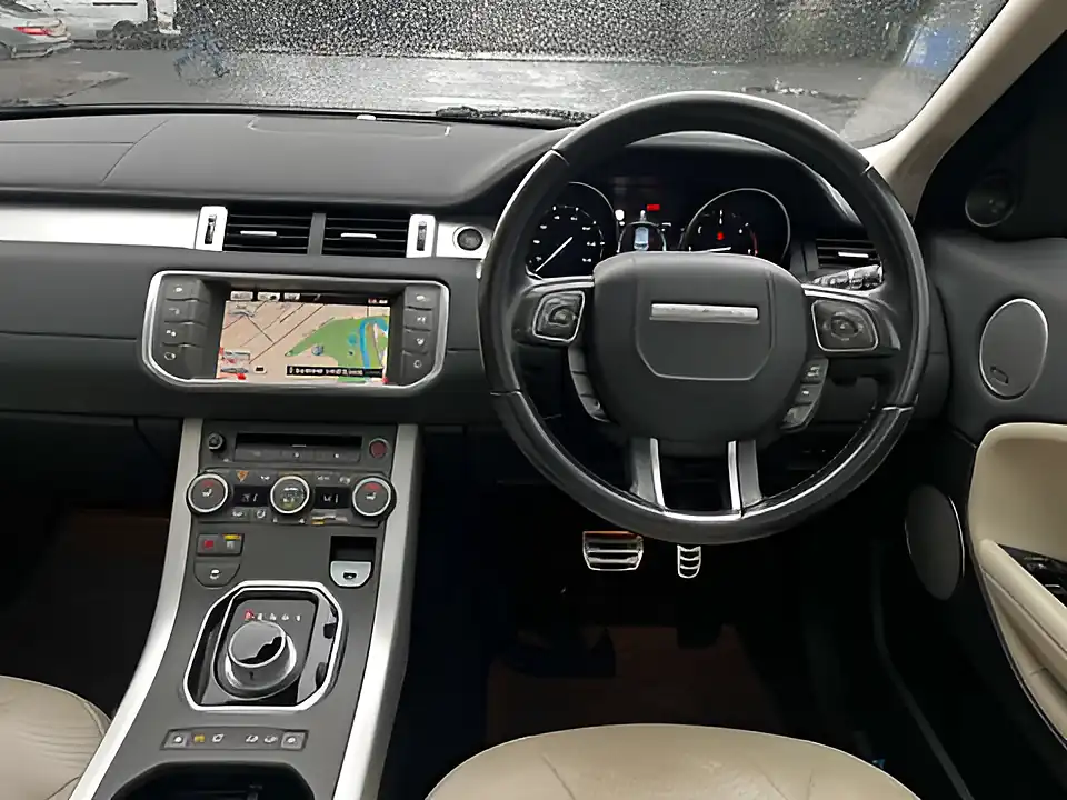 Used 2015 Land Rover Range Rover Evoque Hse Dynamic Luxury Grey - Interior and Exterior details 15