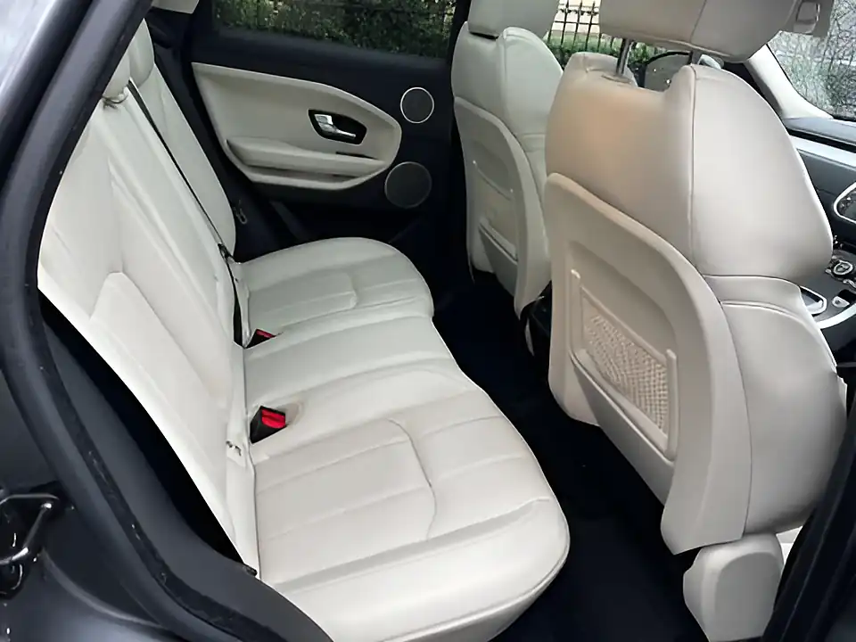 Used 2015 Land Rover Range Rover Evoque Hse Dynamic Luxury Grey - Interior and Exterior details 16