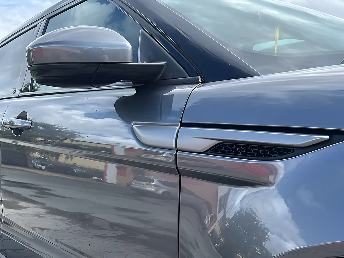 Used 2015 Land Rover Range Rover Evoque Pure Corris Grey - Interior and Exterior details 11