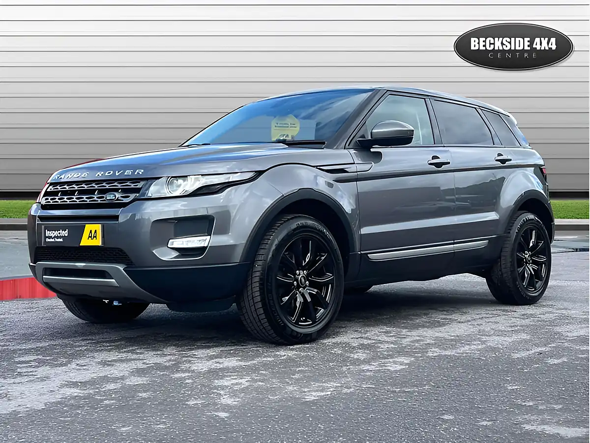 Used 2015 Land Rover Range Rover Evoque Pure Corris Grey - Interior and Exterior details 5