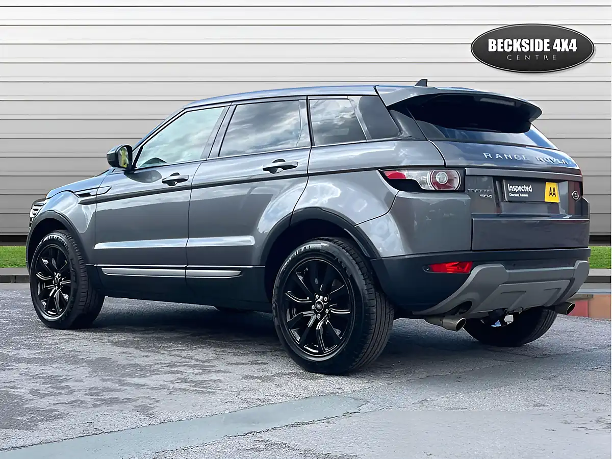 Used 2015 Land Rover Range Rover Evoque Pure Corris Grey - Interior and Exterior details 7